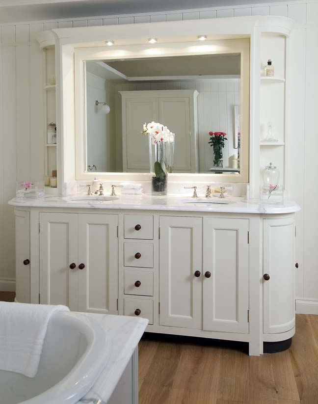 Dual sink vanity in the bathroom for blog "Bathroom Vanities"